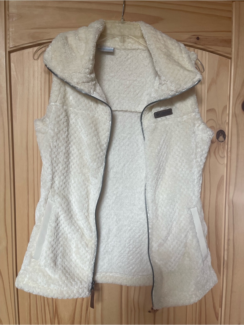 Columbia Cream Sherpa Fleece Zip Vest